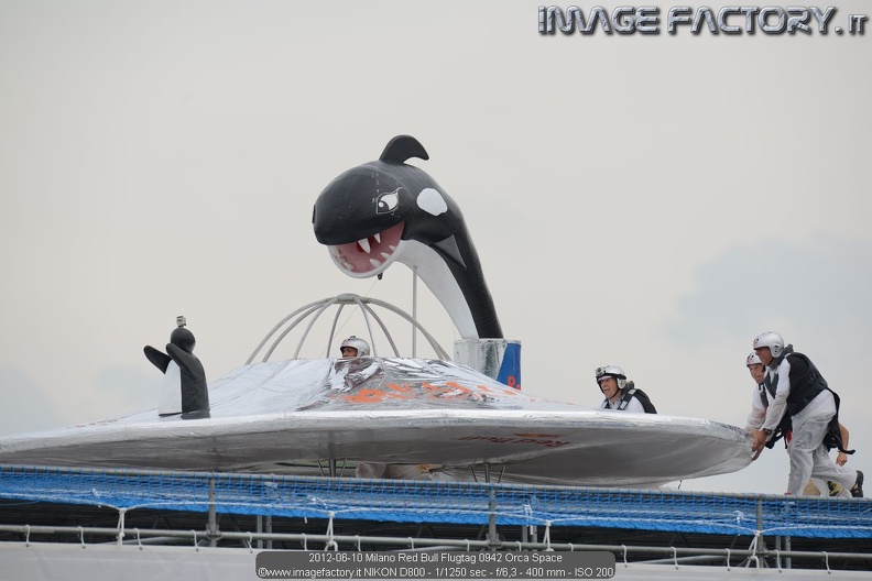 2012-06-10 Milano Red Bull Flugtag 0942 Orca Space.jpg